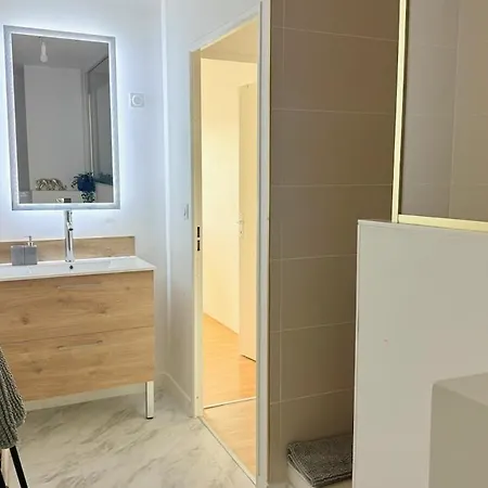 L'epure Apartment *